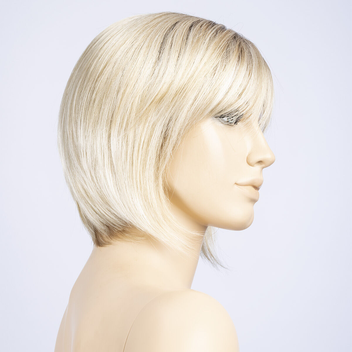 Peruecke ava in der Farbe creamblondeshadbs