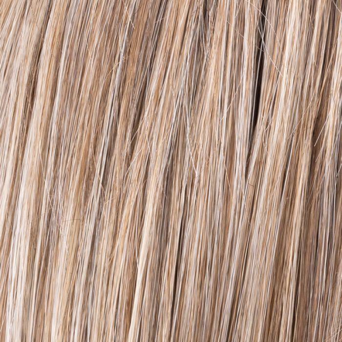 dark sand tipped