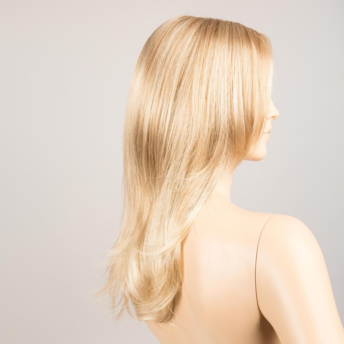 Peruecke mega in der Farbe champagnemixbs