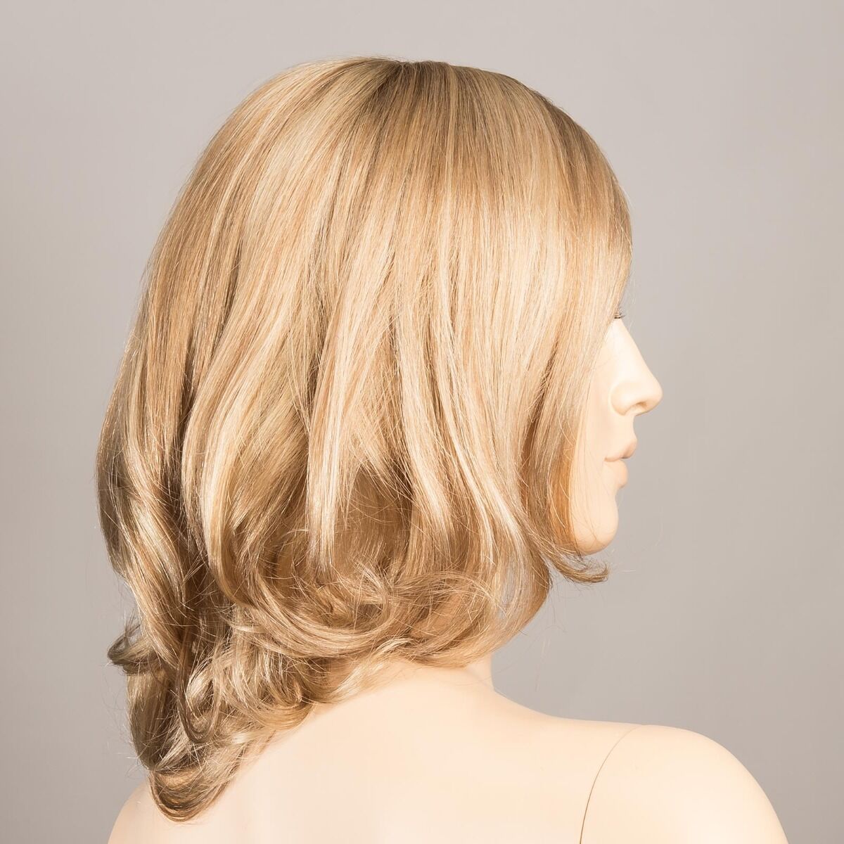 Peruecke appeal in der Farbe sandyblonderootedbs