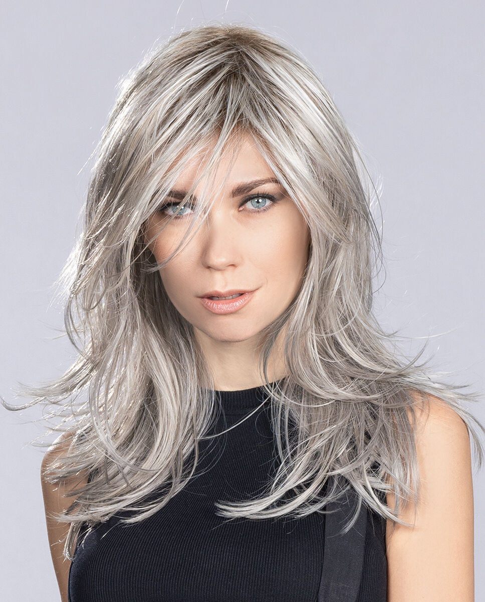 Perücke: En Vogue espresso mix (by ellen wille)