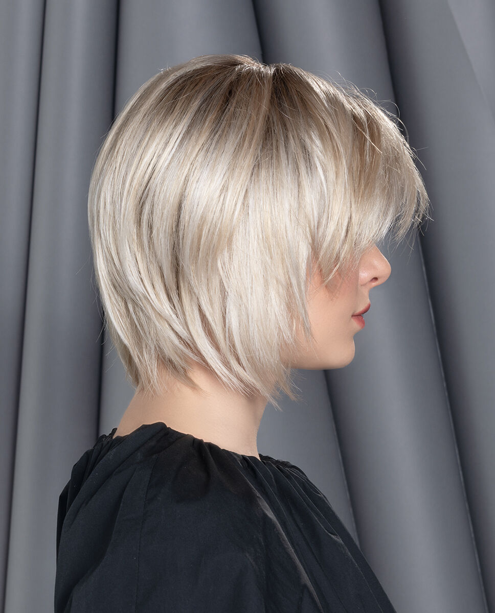 Perücke: Ava Mono Part dark brown mix (by ellen wille)