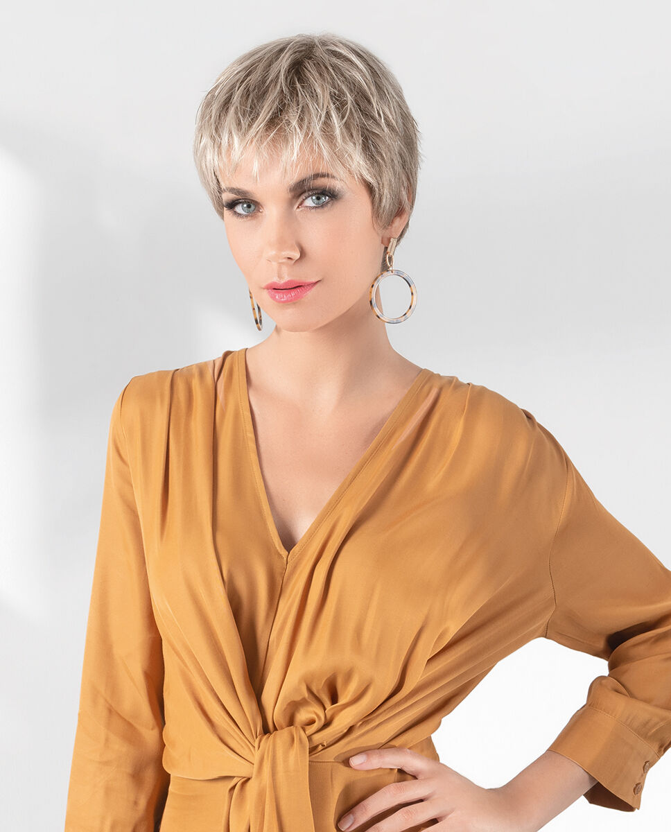 Perücke: Aura tobacco rooted (by ellen wille)