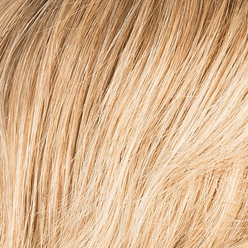 Peruecke award in der Farbe sandyblonderooted
