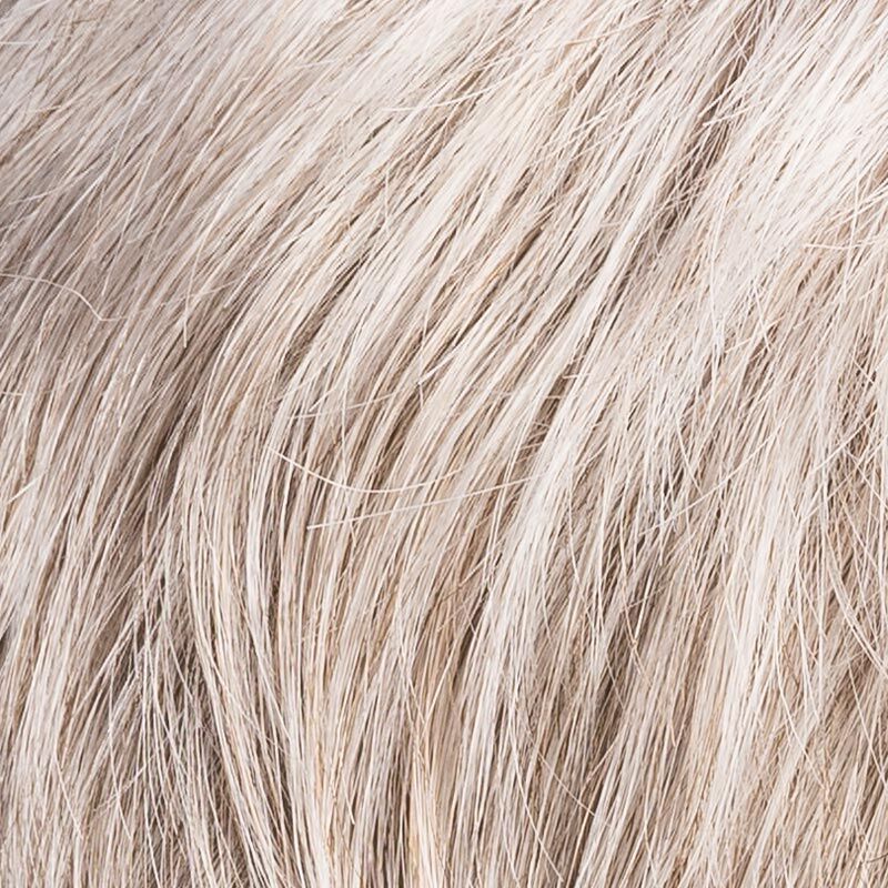 Peruecke ginger in der Farbe snowmix