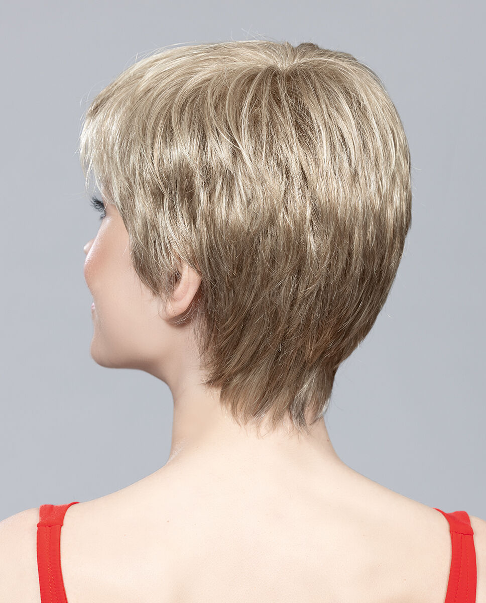 Perücke: Liza small Deluxe snow mix (by ellen wille)