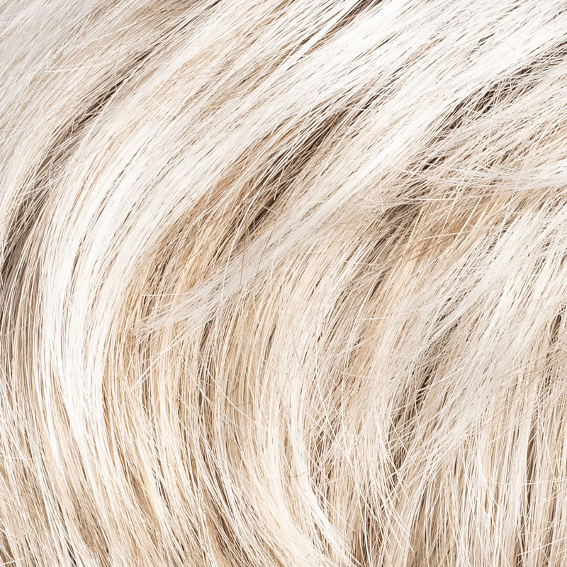 Peruecke gilda in der Farbe ivoryblondeshad